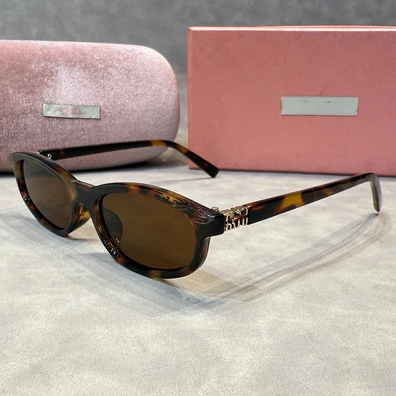 Chic Cat-Eye Sunglasses Women - Vintage Narrow Frame UV400 Shades, Fashion Retro Sun Glasses for Women